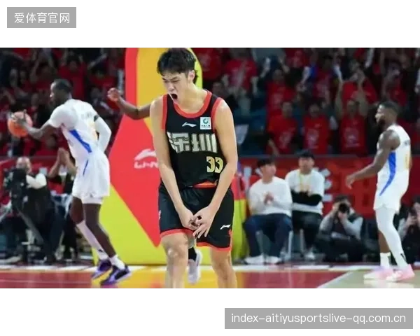 CBA揭幕战让人意外：深圳男篮为何惨败？杜锋点名这2人是关键